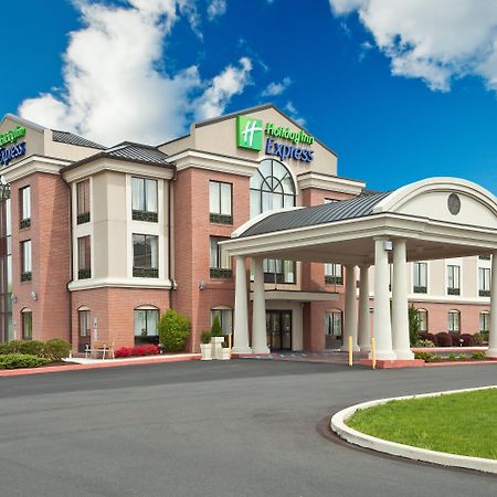 Holiday Inn Express And Suites Quakertown - Allentown Area By Ihg Exterior photo