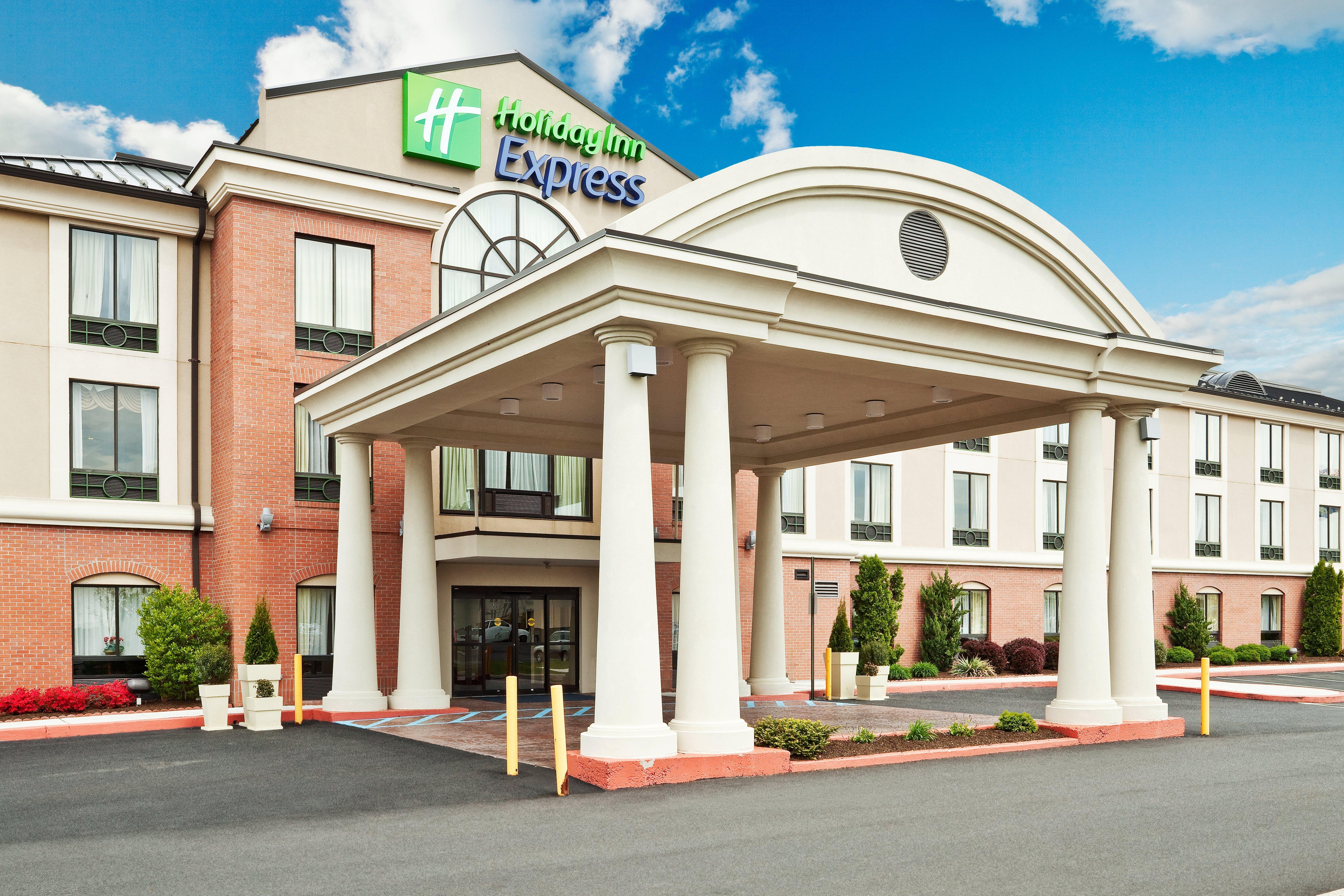 Holiday Inn Express And Suites Quakertown - Allentown Area By Ihg Exterior photo